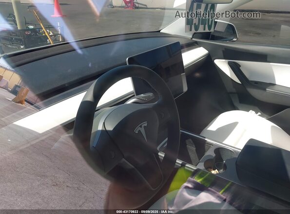 5YJYGDEE3MF219908 2021 TESLA MODEL Y White 