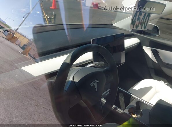 5YJYGDEE3MF219908 2021 TESLA MODEL Y White 