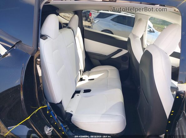 5YJYGDEE3MF228334 2021 TESLA MODEL Y Black 