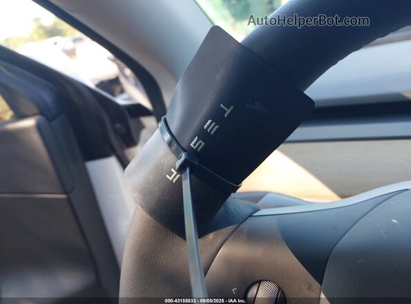 5YJYGDEE3MF295497 2021 TESLA MODEL Y White 