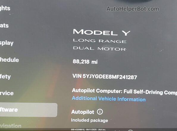 5YJYGDEE8MF241287 2021 TESLA MODEL Y White Rear seats view