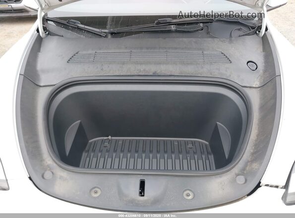 5YJYGDEE8MF241287 2021 TESLA MODEL Y White Rear view