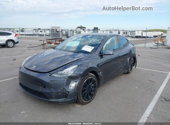 5YJYGDEE9MF173288 2021 TESLA MODEL Y Gray წინა მარცხენა ხედი სამი მეოთხედიდან