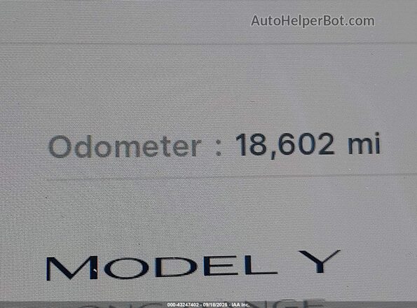 5YJYGDEEXMF078528 2021 TESLA MODEL Y Белый 