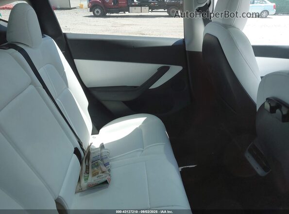 5YJYGDEEXMF311629 2021 TESLA MODEL Y Белый 