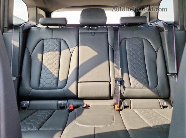 5YM13EC07R9U76489 2024 BMW X3 Black 