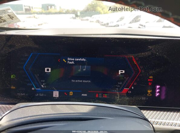 5YM33CS09R9V32737 2024 BMW XM Green Вид задніх сидінь