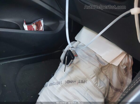 5YMTS0C05L9B41658 2020 BMW X3 Красный Вид панели приборов