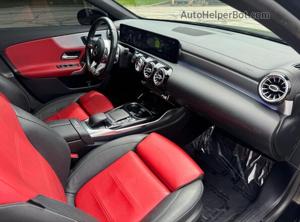 W1K3G5BB2MJ266503 2021 MERCEDES-BENZ A Black 