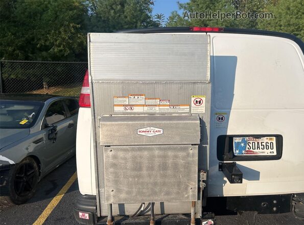 1GCZGGFP7M1215682 2021 CHEVROLET EXPRESS  Вид спереду