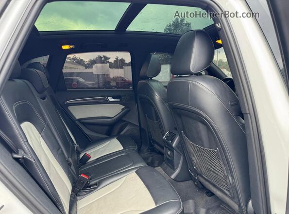 WA1CCAFP8HA001461 2017 AUDI SQ5 Белый Вид салона спереди