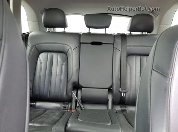 WA1BNAFY3J2203025 2018 AUDI Q5 White 