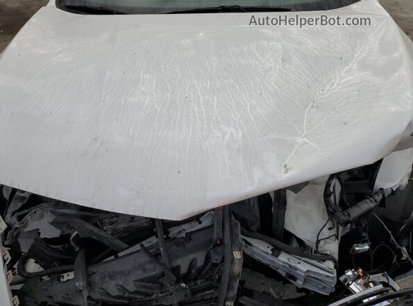 1GYKNCRS8JZ182473 2018 CADILLAC XT5 White 
