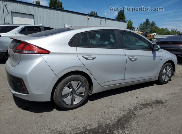 KMHC65LC8HU040079 2017 HYUNDAI IONIQ Silver 