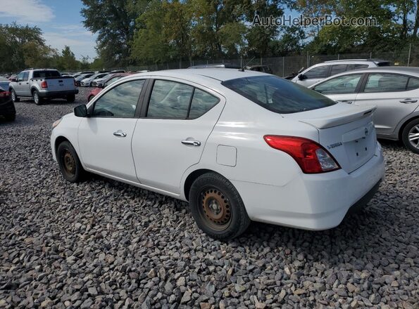 3N1CN7AP8JL804511 2018 NISSAN VERSA Белый 