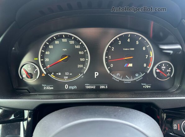 5YMKT6C51J0X21124 2018 BMW X5 Черный 