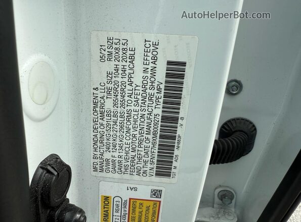 5FNYF7H9XMB009275 2021 HONDA PASSPORT White Widok wnętrza z tyłu