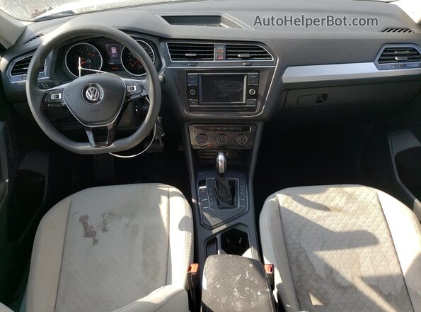 3VV1B7AX3LM100843 2020 VOLKSWAGEN TIGUAN Blue Вид щитка приладів