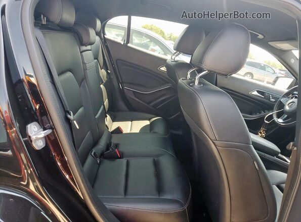 WDCTG4EB3LU023466 2020 MERCEDES-BENZ GLA Black Engine compartment view