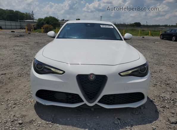 ZARFAECNXH7551976 2017 ALFA ROMEO GIULIA White 