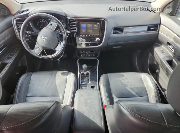 JA4AZ3A33LZ023819 2020 MITSUBISHI OUTLANDER White ხელსაწყოთა პანელის ხედი