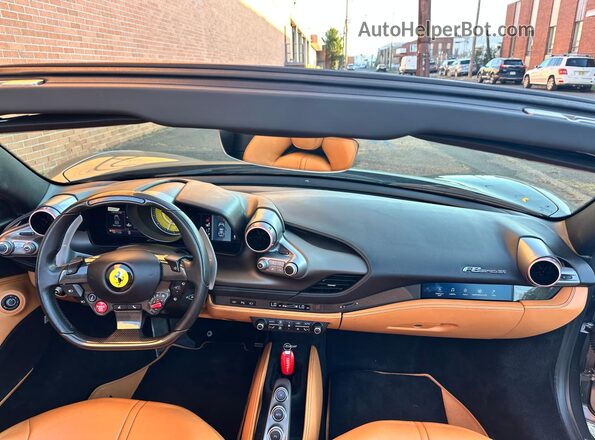 ZFF93LMA0P0290397 2023 FERRARI ALL MODELS Gray წინა სალონის ხედი