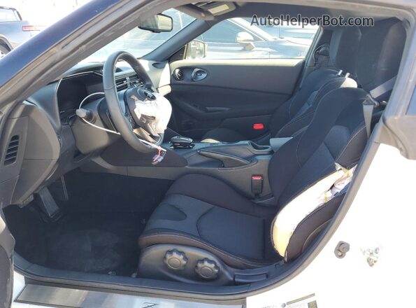 JN1BZ4AHXRM365319 2024 NISSAN Z White 