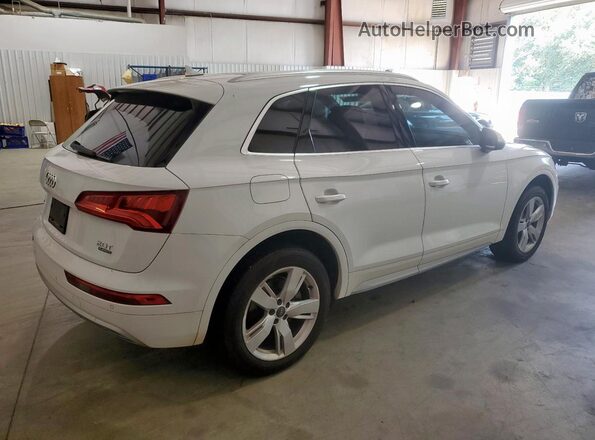 WA1BNAFY4J2102608 2018 AUDI Q5 Белый 