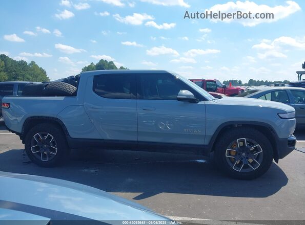 7FCTGAAA6NN015709 2022 RIVIAN R1T Gray Սալոնի 360 աստիճան տեսք