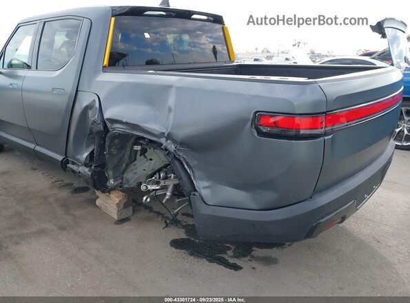 7FCTGAAAXPN018860 2023 RIVIAN R1T Gray Widok z przodu