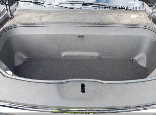 7FCTGAAAXPN018860 2023 RIVIAN R1T Gray Widok z tyłu