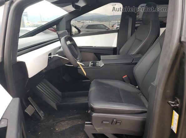 7G2CEHED8RA020627 2024 TESLA CYBERTRUCK Brown 