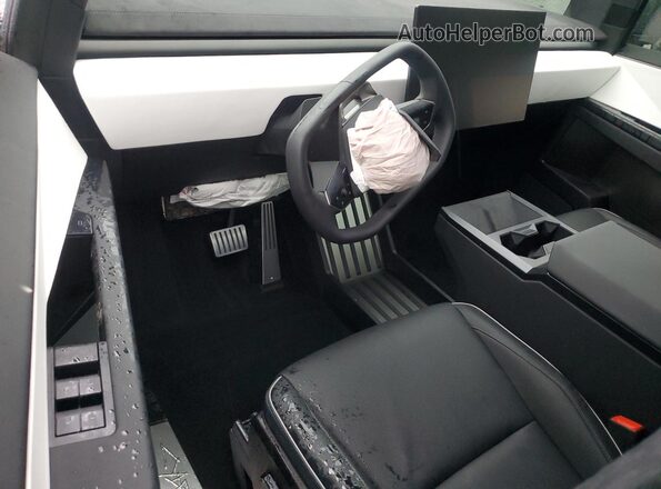 7G2CEHEE5RA011022 2024 TESLA CYBERTRUCK White 