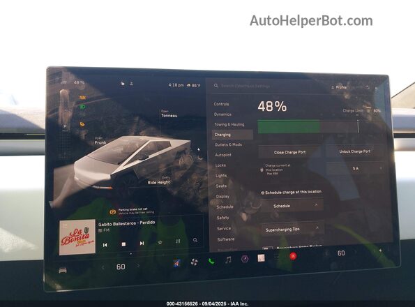 7G2CEHEE7SA061555 2025 TESLA CYBERTRUCK Silver 