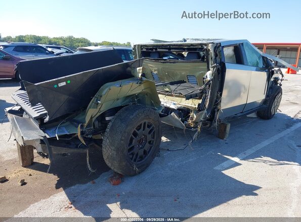 7G2CEHEE9RA025554 2024 TESLA CYBERTRUCK Silver Հետևի աջ