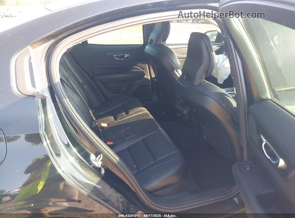7JR102FK8LG056936 2020 VOLVO S60 Черный Вид наклейки с VIN-кодом
