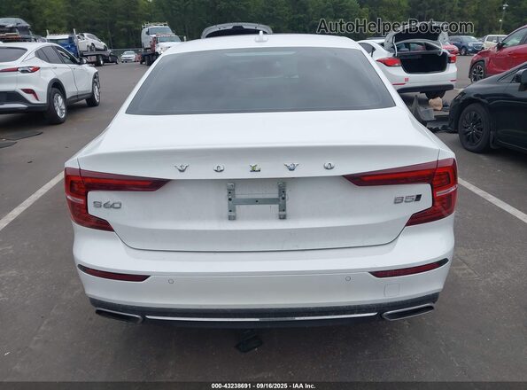7JRL12TL1NG177748 2022 VOLVO S60 White 