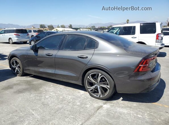 7JRL12TL4RG290440 2024 VOLVO S60 Угольный 