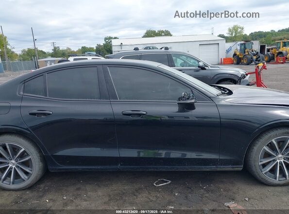 7JRL12TZ2NG176080 2022 VOLVO S60 Black 