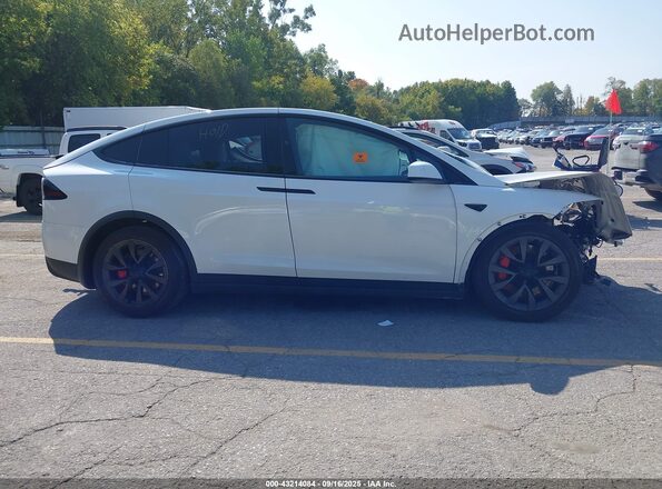 7SAXCBE60PF428146 2023 TESLA MODEL X White Rear interior view