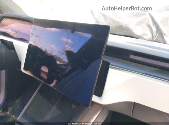 7SAXCBE69PF429215 2023 TESLA MODEL X White 