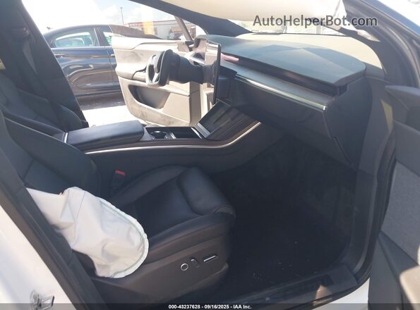 7SAXCDE53NF345097 2022 TESLA MODEL X Белый Вид салона спереди