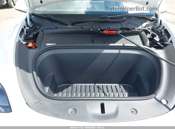 7SAYGAEE2RF118125 2024 TESLA MODEL Y White 