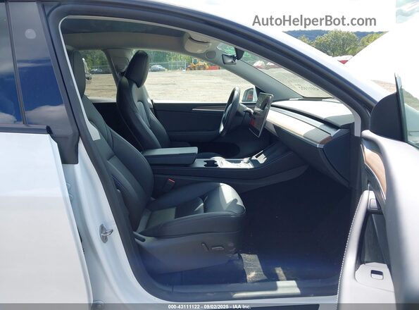 7SAYGAEE2RF118125 2024 TESLA MODEL Y White 