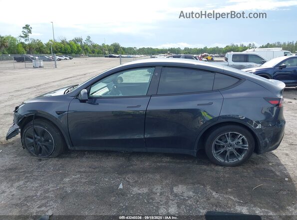 7SAYGAEE2SF218134 2025 TESLA MODEL Y Gray 