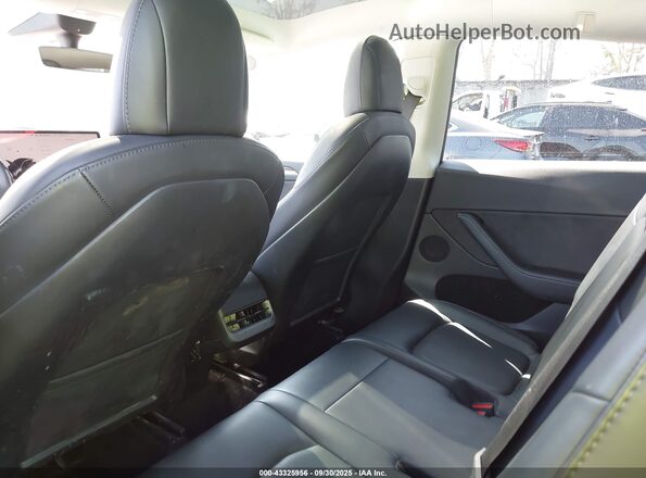 7SAYGAEE7NF550199 2022 TESLA MODEL Y Gray 