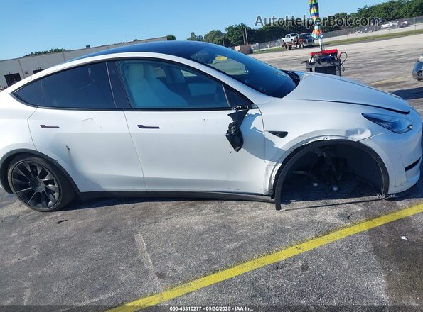 7SAYGAEEXNF468922 2022 TESLA MODEL Y White წინა ხედი