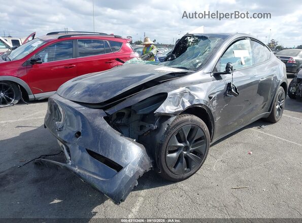 7SAYGDED2RF115749 2024 TESLA MODEL Y Gray Передня ліва чверть