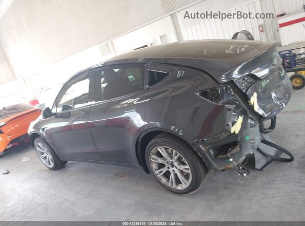 7SAYGDED6RF042482 2024 TESLA MODEL Y Dark Blue Սալոնի 360 աստիճան տեսք