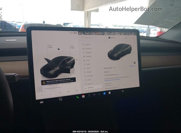 7SAYGDED6RF042482 2024 TESLA MODEL Y Dark Blue 